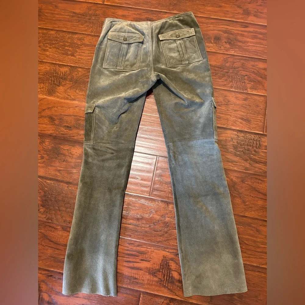 Wilson’s Leather Maxims Suede Cargo Pants. Olive Green. Size 8. - Picture 5 of 6